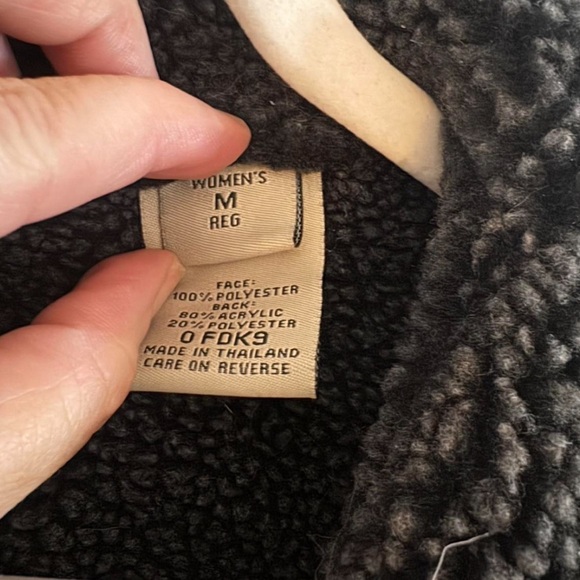 Vintage L.L. Bean Black Shearling-Lined Jacket - Picture 5 of 6